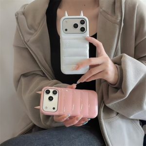 iphone18pro/17pro ケース 個性 的 おしゃれ iphone18promax/17promax ケース 可愛い スマホケース 韓国 流行り iphone17/16 ケース ダウン ジャケット iphone16pro/15pro ケース 人気 女性 iphone15/14 ケース キュート